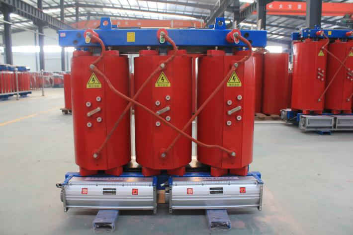 一般北京創聯匯通電氣全鋁的干式變壓器800kva價格是33900元，全銅的800kva干式變壓器價格是65000元。